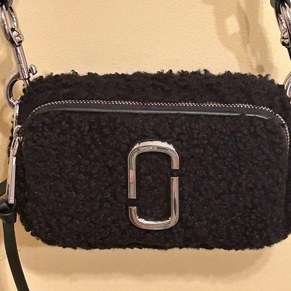 Marc Jacobs Teddy Camera Bag – Black Sherpa & Leather,  NWOT- Brand New - Picture 10 of 10